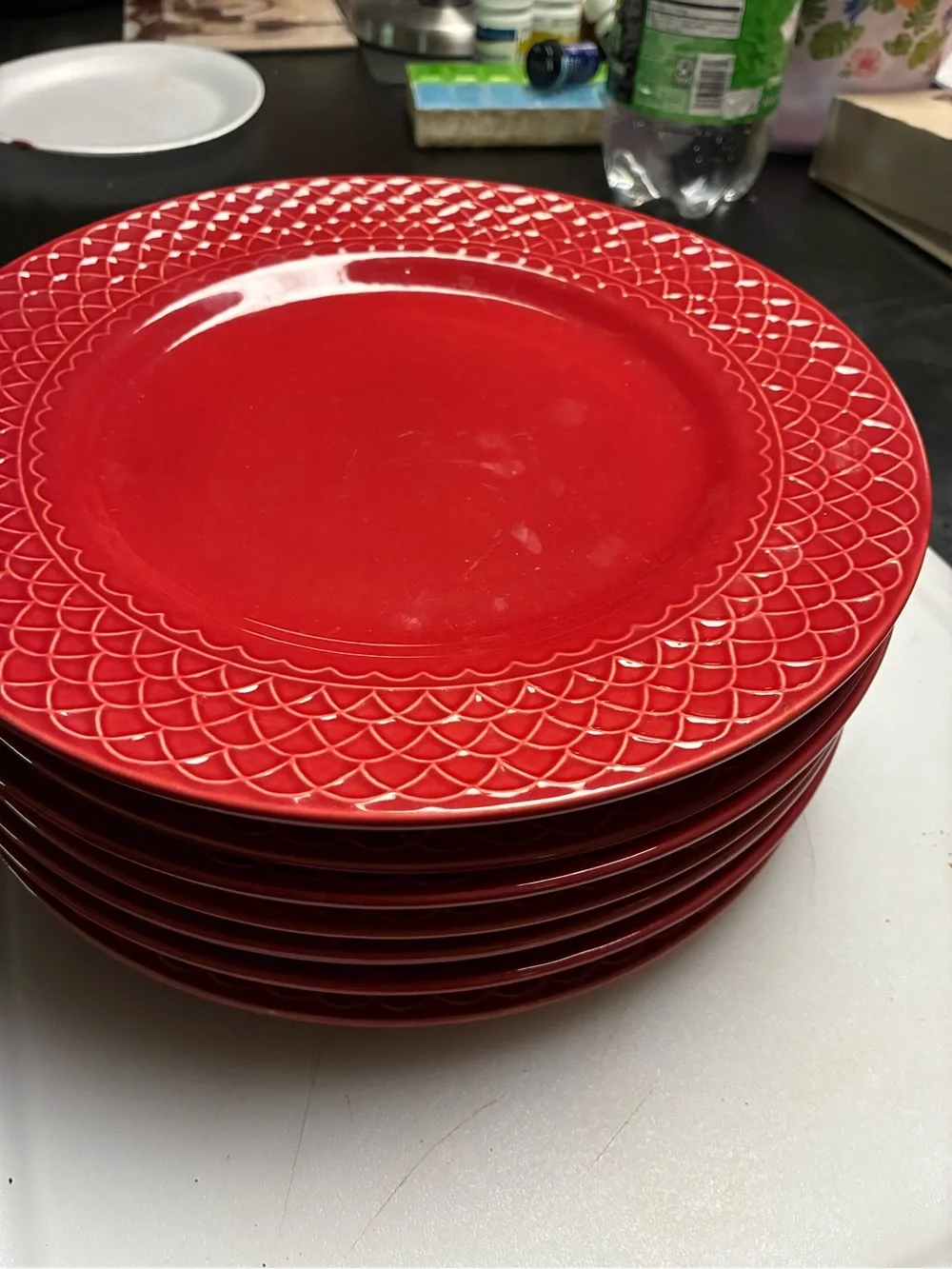Vibrant Red Scallop-Pattern Ceramic Dinner Plate - Set of 6